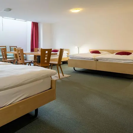 Hostel Casa Franco 2* Санкт-Мориц