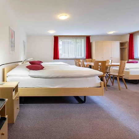 Hostel Casa Franco 2* Санкт-Мориц