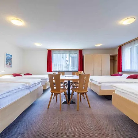 Гостевой дом Hostel Casa Franco Санкт-Мориц